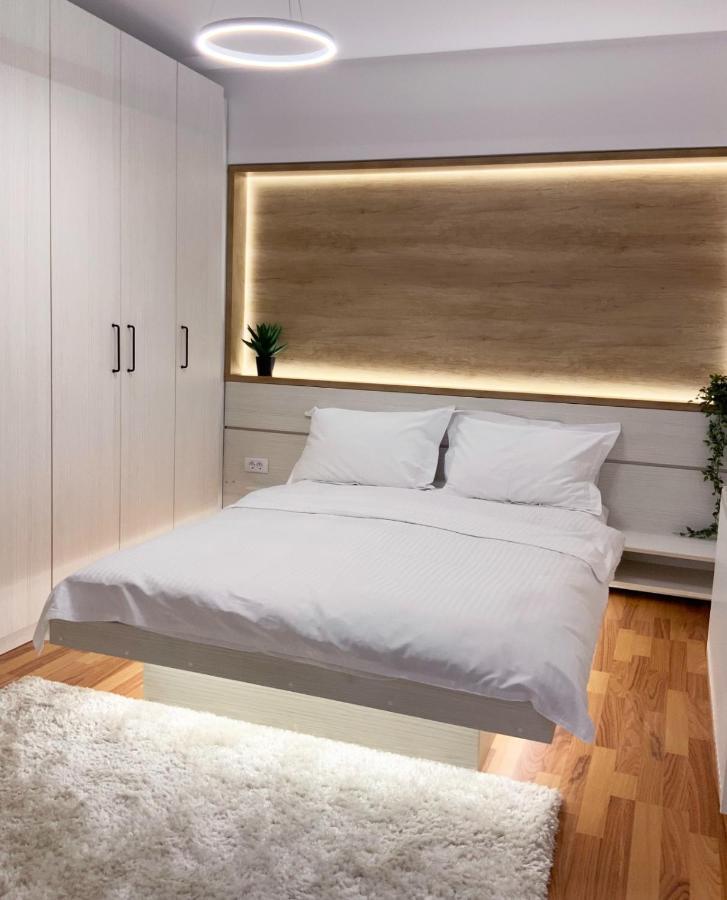 Iulius Loft Apartment ยาช ภายนอก รูปภาพ